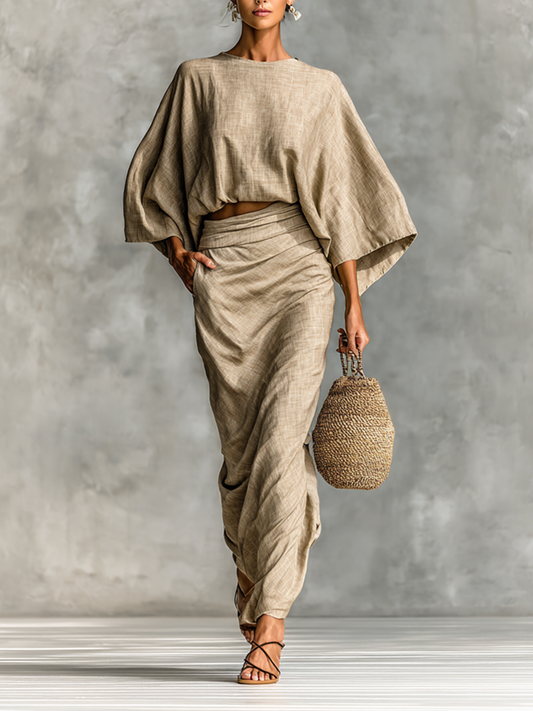 Two-piece set with long skirt with batwing sleeves