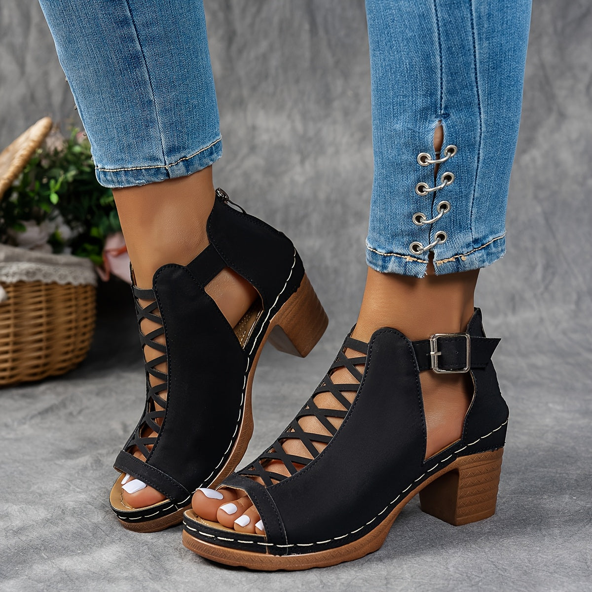 Nessa™ | Lattice-Heel Sandals