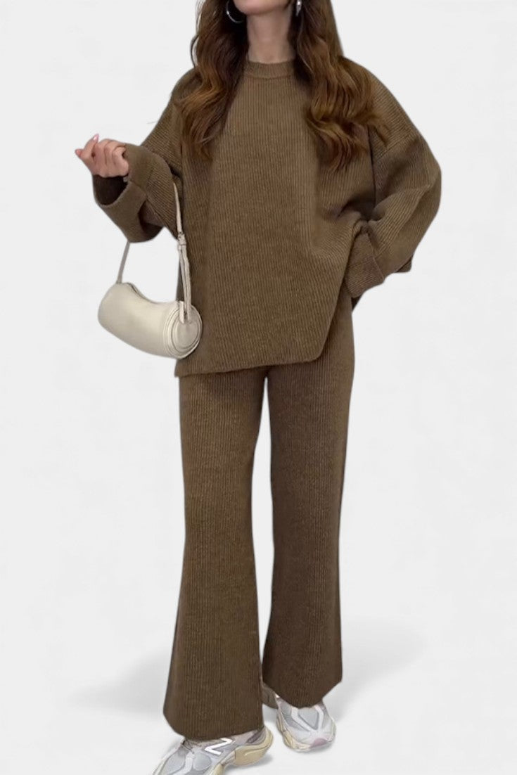 Quirina™ - Relaxed Ensemble with Round Neckline and Flowing Pants