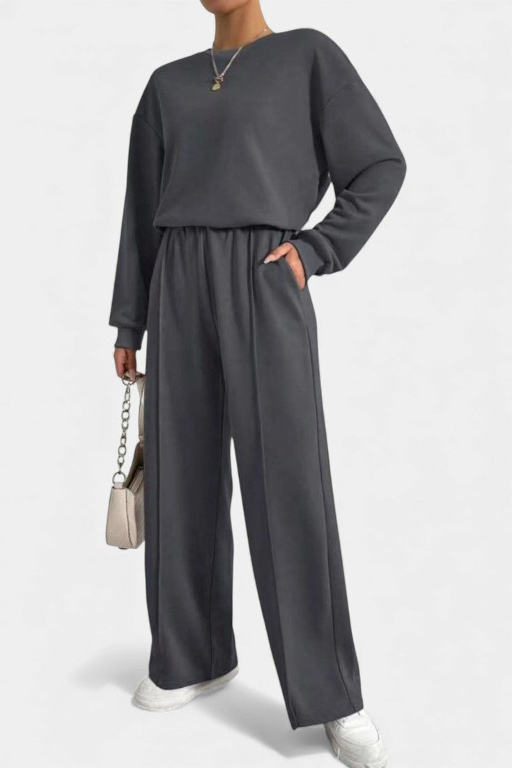 Tiara™ - Relaxed Fit Sweatshirt & High-Waisted Trousers Set