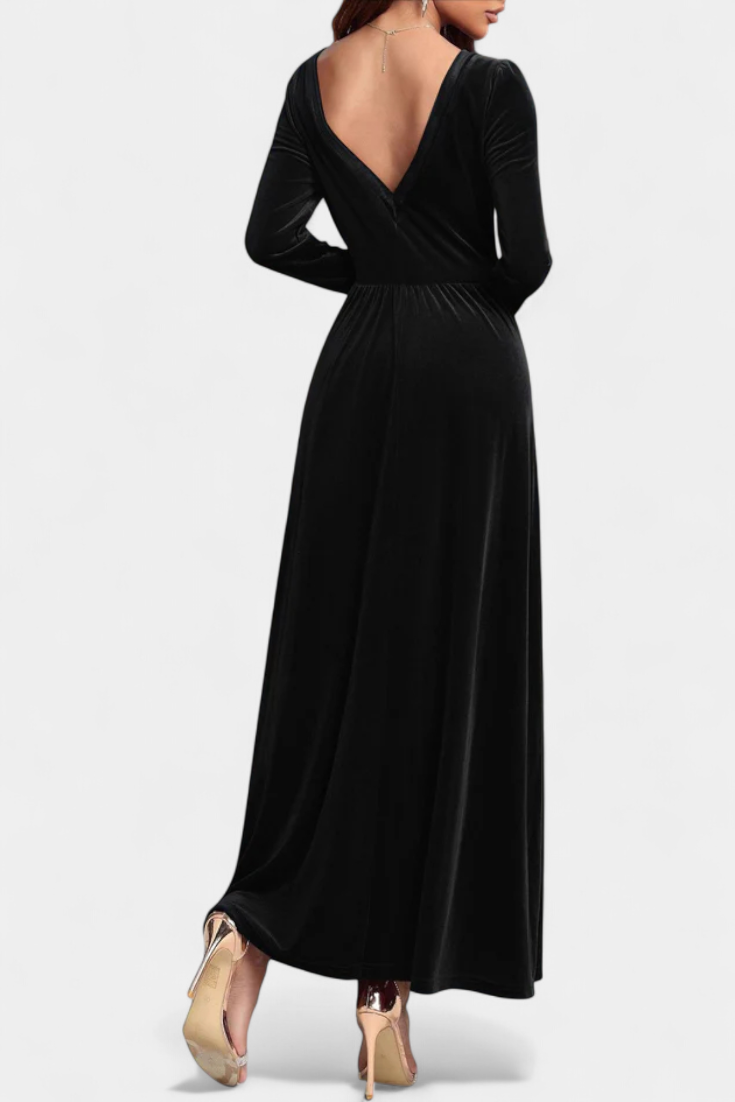 Stéphanie Long Velvet Dress featuring Open Back and Square Neckline